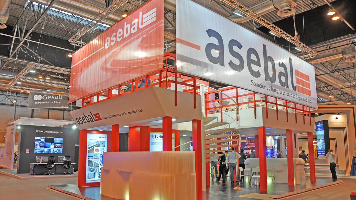 STAND ASEBAL Intertraffic – Vista general completa stand ferial dos niveles