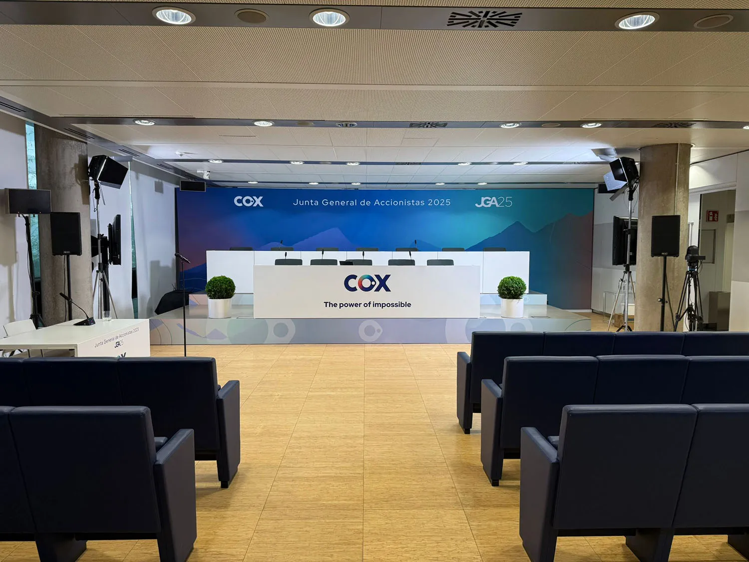 Evento COX – Escenario principal Junta General de Accionistas 2025