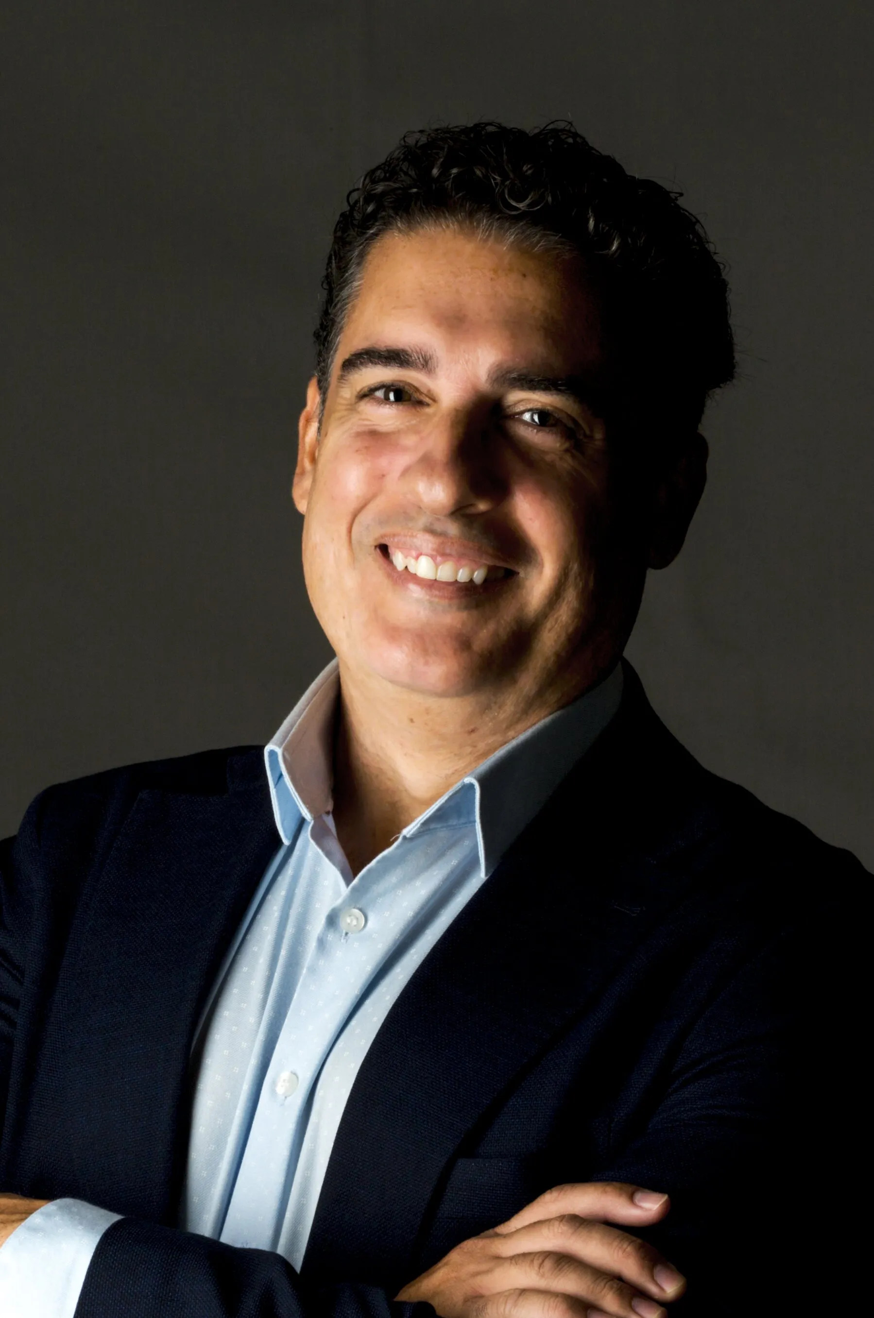 Israel Luna, fundador de Ylussion